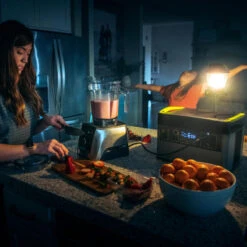 Goal Zero Yeti 1500X Station D'alimentation Portable -Magasin De Matériel De Camping goal zero yeti 1500x station dalimentation portable 4