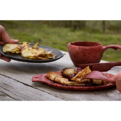 Kupilka Boîte-cadeau-Tasse, Cuillère Et Bol-Cranberry (Rouge) -Magasin De Matériel De Camping kupilka boite cadeau tasse cuillere et bol cranberry rouge 4