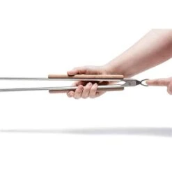 Petromax Grill Tong Small Charbon -Magasin De Matériel De Camping petromax grill tong small charbon 4