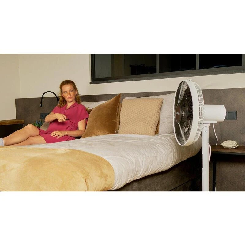 Trépied De Ventilateur Sur Pied Luvego Avec Télécommande - Minuterie - 40CM 5 Trépied De Ventilateur Sur Pied Luvego Avec Télécommande - Minuterie - 40CM – Image 3